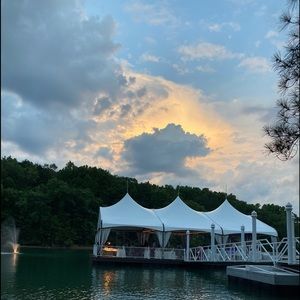 Meet your Posher, Faith